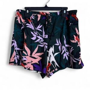 Obey preppy Women's Calyx Short Xs black multi colored